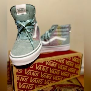 Toddlers BI Surf Vans